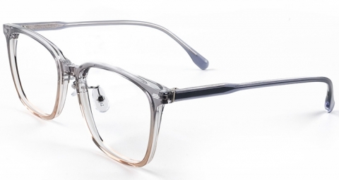 復古大方框一直是各世代潮流裡的不敗款，個性十足的俐落線條，突顯了個人不凡魅力，更有顯小臉的驚喜視覺